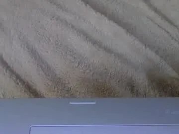 sweetsforu326 on Chaturbate