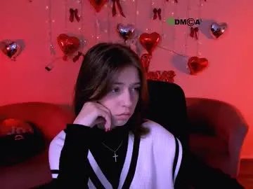 tender_louise — GOAL: make me happy [222 tokens remaining] Welcome to my room! #feet #blonde #teen #18 #new