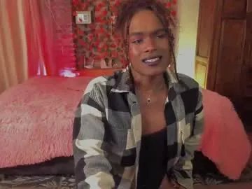 thegoldenbitch on Chaturbate