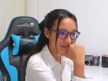 tia_j on Chaturbate