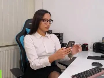 tia_j on Chaturbate