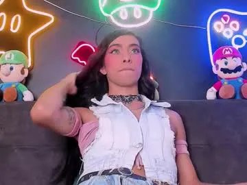 Freechat tiffvalentinee_ on Chaturbate