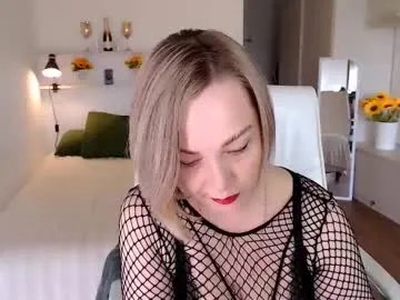 tilly_eliot on Chaturbate