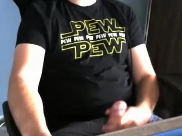 Freechat tomin3m on Chaturbate