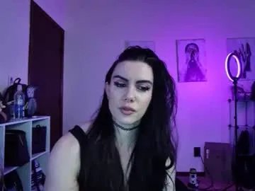 trapqueenskullcrush89 — Trapqueenskullcrush89's #muscle #sexymuscles #muscleworship #domme #flexing