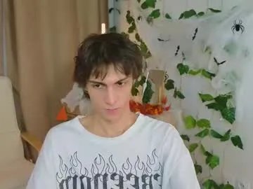 va1ora on Chaturbate