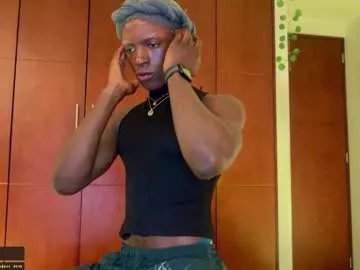 valent1nn on Chaturbate