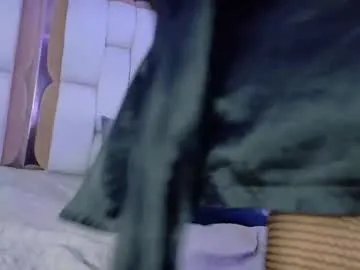 valkiria_moore on Chaturbate