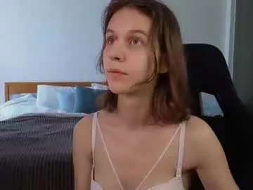 Freechat vanessabayer on Chaturbate