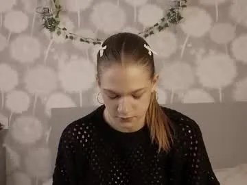 velvetrisque on Chaturbate