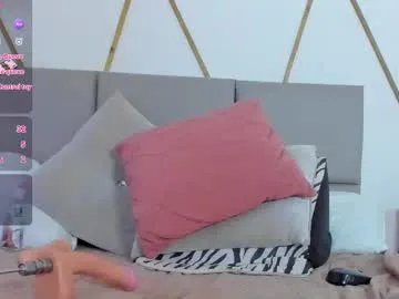 venuswilds on Chaturbate