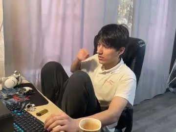 vialeras on Chaturbate