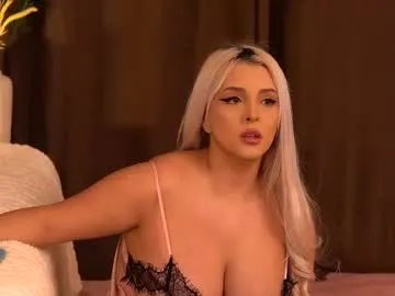 victoriamorrone on Chaturbate