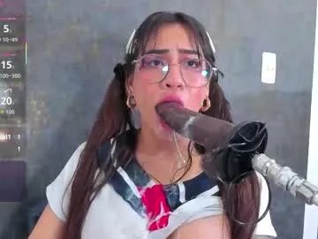 violett_collins_ on Chaturbate