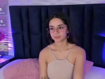 violetta_danvers on Chaturbate