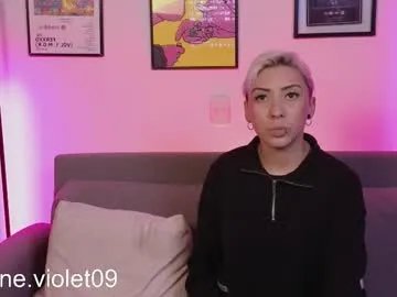 violettgrey_ on Chaturbate
