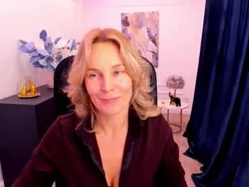 vivianlirei on Chaturbate