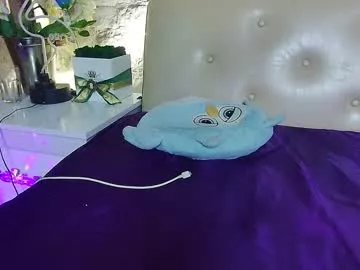 vixvixenn on Chaturbate