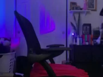 Freechat y0uvebeenjinxed on Chaturbate