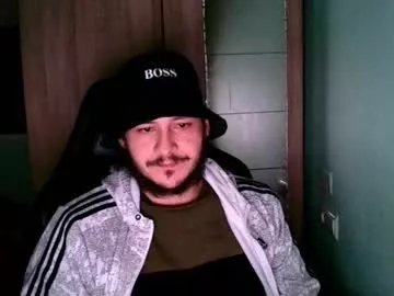 younromki on Chaturbate