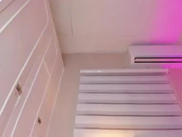 zoe_sky_ on Chaturbate