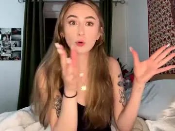 zoepleasing on Chaturbate