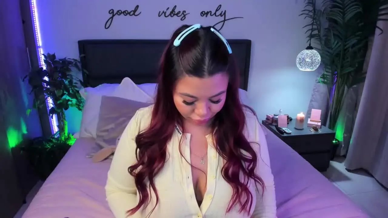 MollyWhite1 on Streamray 