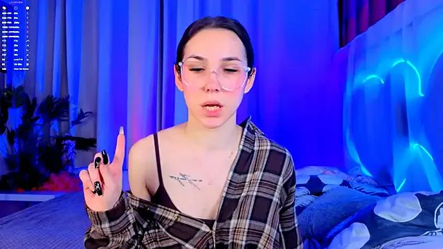 -CindyLou on StripChat