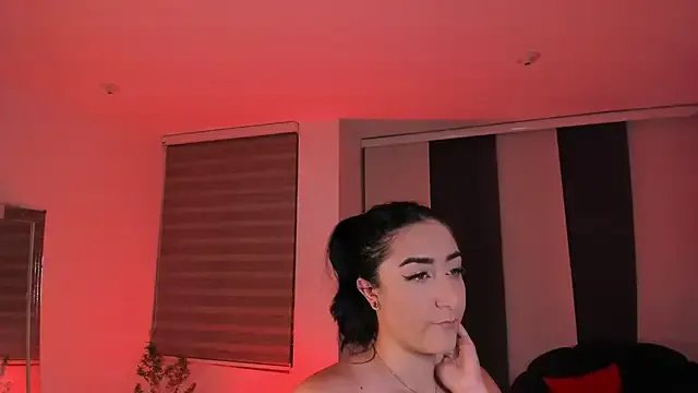 -Kennya on StripChat