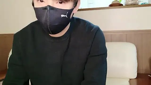 Group -kou-- on StripChat