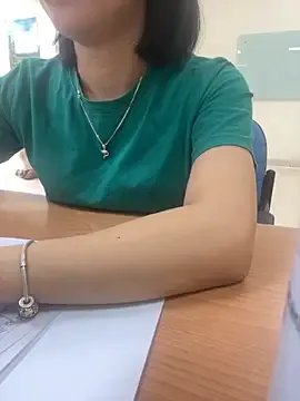 -NhaKy22 on StripChat