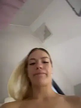 -Sexy_Barbie- on StripChat