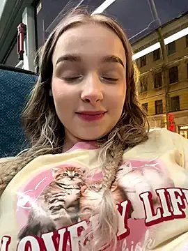 -teenytiny- on StripChat