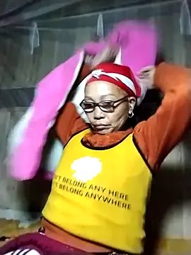 -Xuka-200 on StripChat