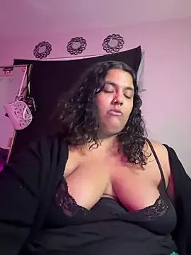 1n0nlythroat on StripChat