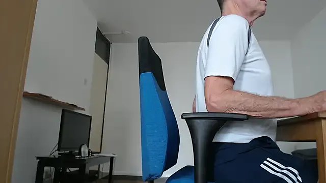 25mitch on StripChat