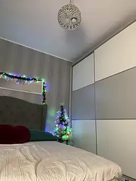 _adelle on StripChat