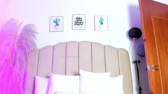 Freechat _aithanaa_ on StripChat