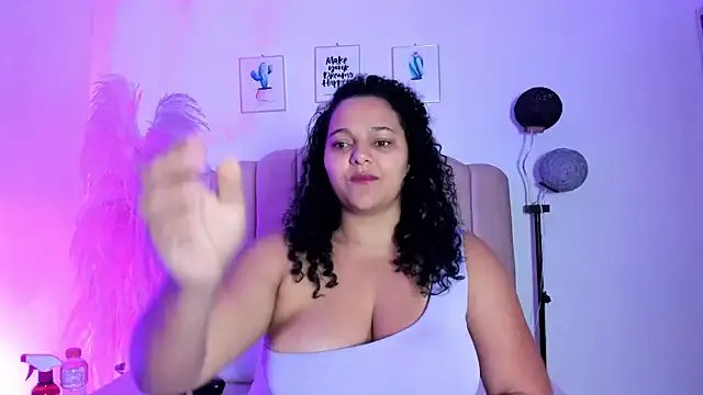 Freechat _aithanaa_ on StripChat