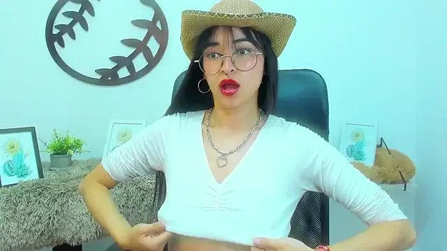 _Amatista_Fire on StripChat