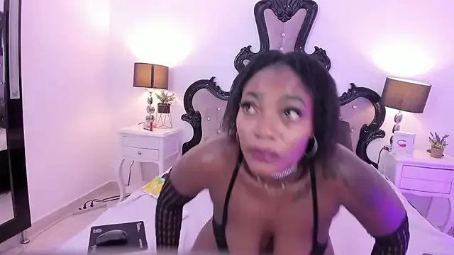 _analyy_ on StripChat