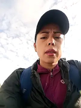 _andrea30 on StripChat