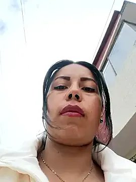 _andrea30 on StripChat