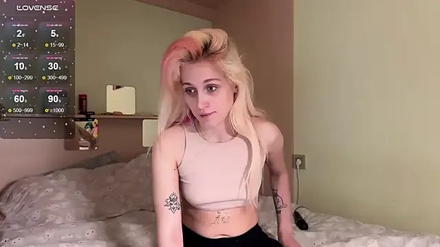 _Annabel_Myr_ on StripChat