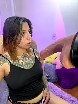 _antonella_dreamss on StripChat