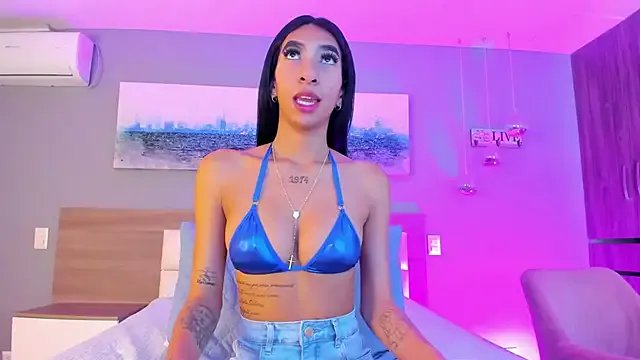 _Ashly_77 on StripChat