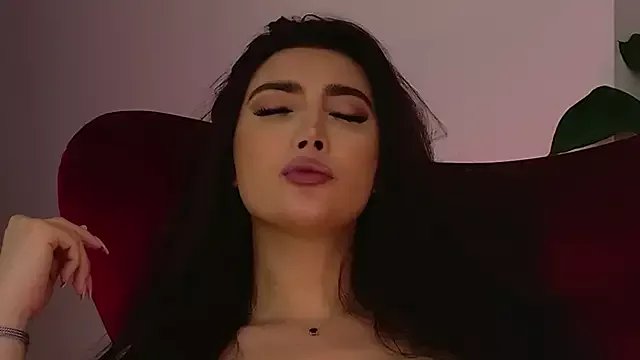 _BellaDonna_ on StripChat