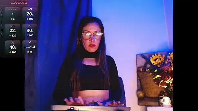 _Caroliina on StripChat