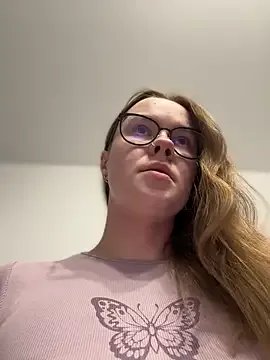 _CherryBloom_ on StripChat