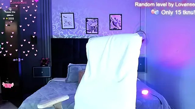 _cloe_martinez on StripChat